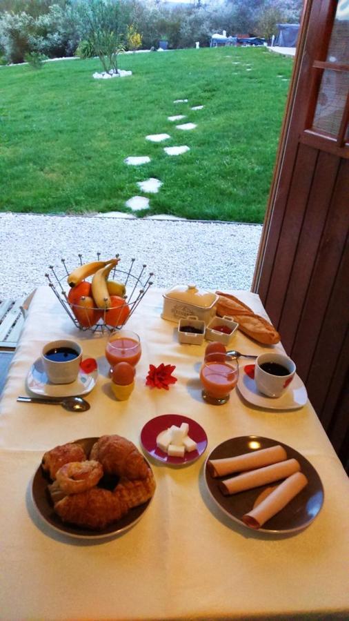 Chalet Charmant A Dausse Avec Piscine Et Jardin Exterior foto